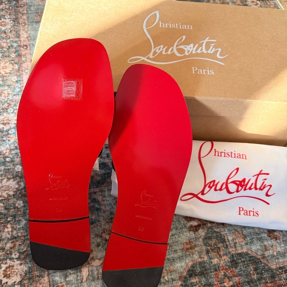 NEW Christian Louboutin Black Leather Logo Slides Sandals| EU 38 (US 7.5–8) - Picture 6 of 8